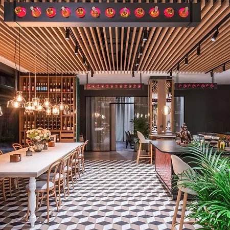 Hotel Ibis Styles East