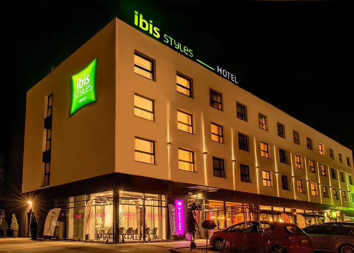 Ibis Styles East 3*