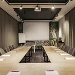 Ibis Styles East 3*