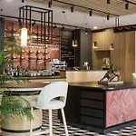 Ibis Styles East 호텔