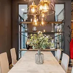 Ibis Styles East 3*
