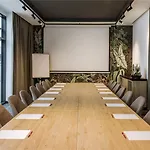 Hotel Ibis Styles East