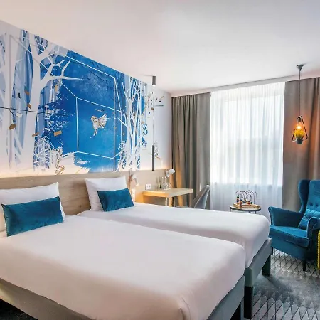 Ibis Styles East Отель