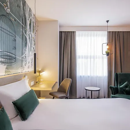 Ibis Styles East Otel
