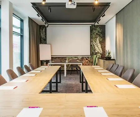 Otel Ibis Styles East