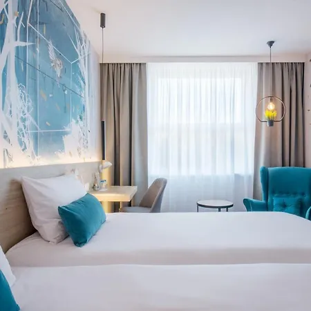 Ibis Styles East Hotell 3*