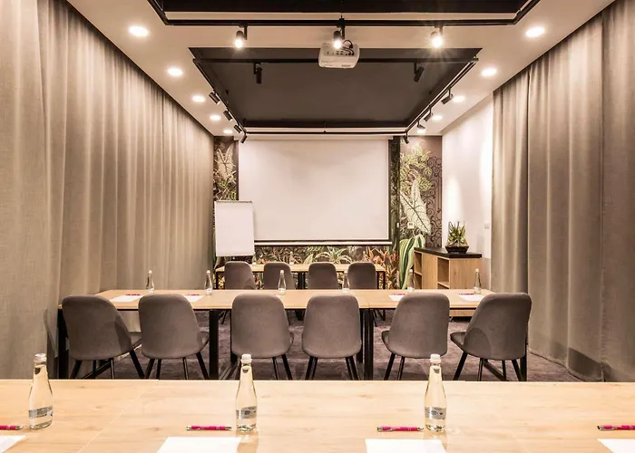 Ibis Styles East Ξενοδοχείο